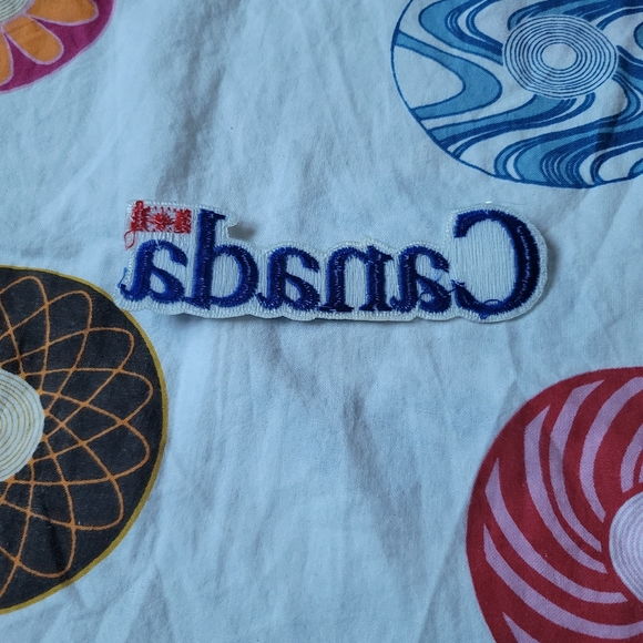 Canada iron on patches - Picture 6 of 8